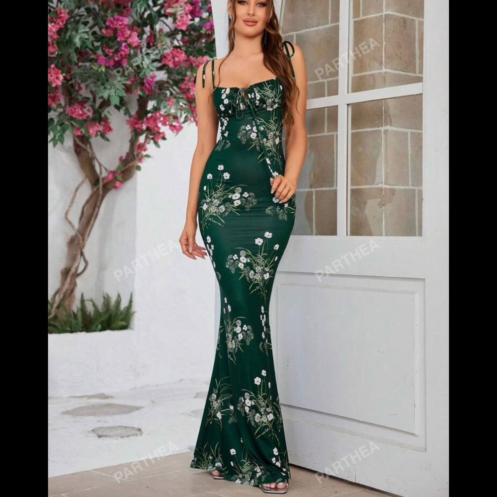 Floral mermaid maxi dress